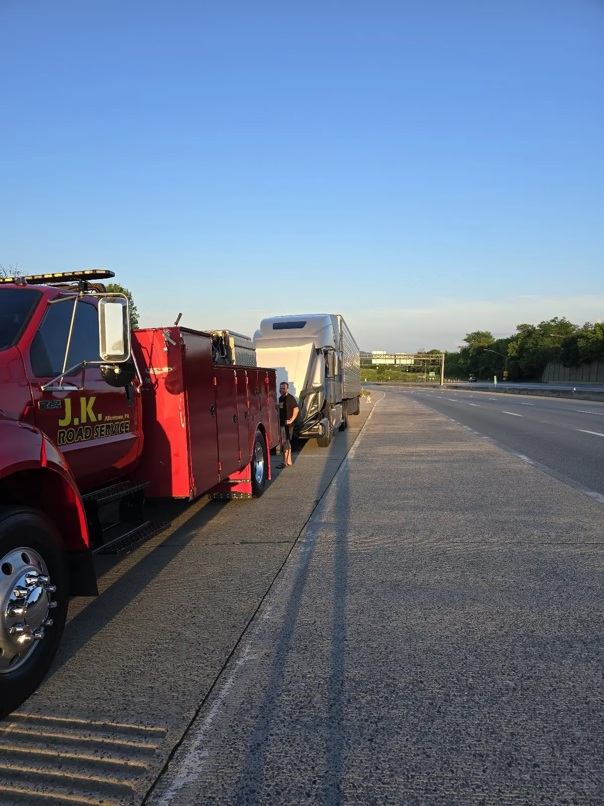 Foto del servicio de asistencia J K Road Service Mobile Truck and Trailer