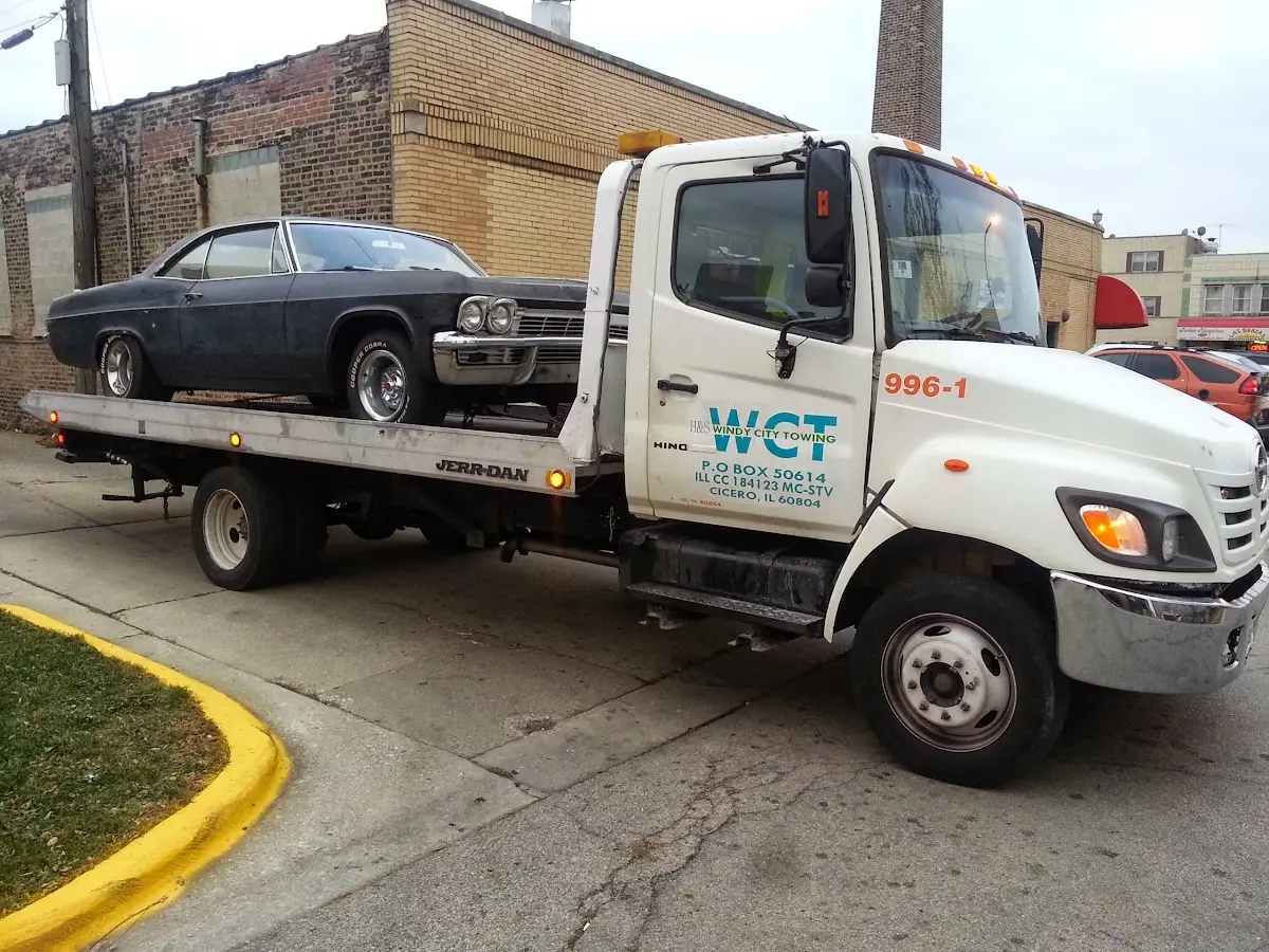Foto del servicio de asistencia H&S Windy City Towing
