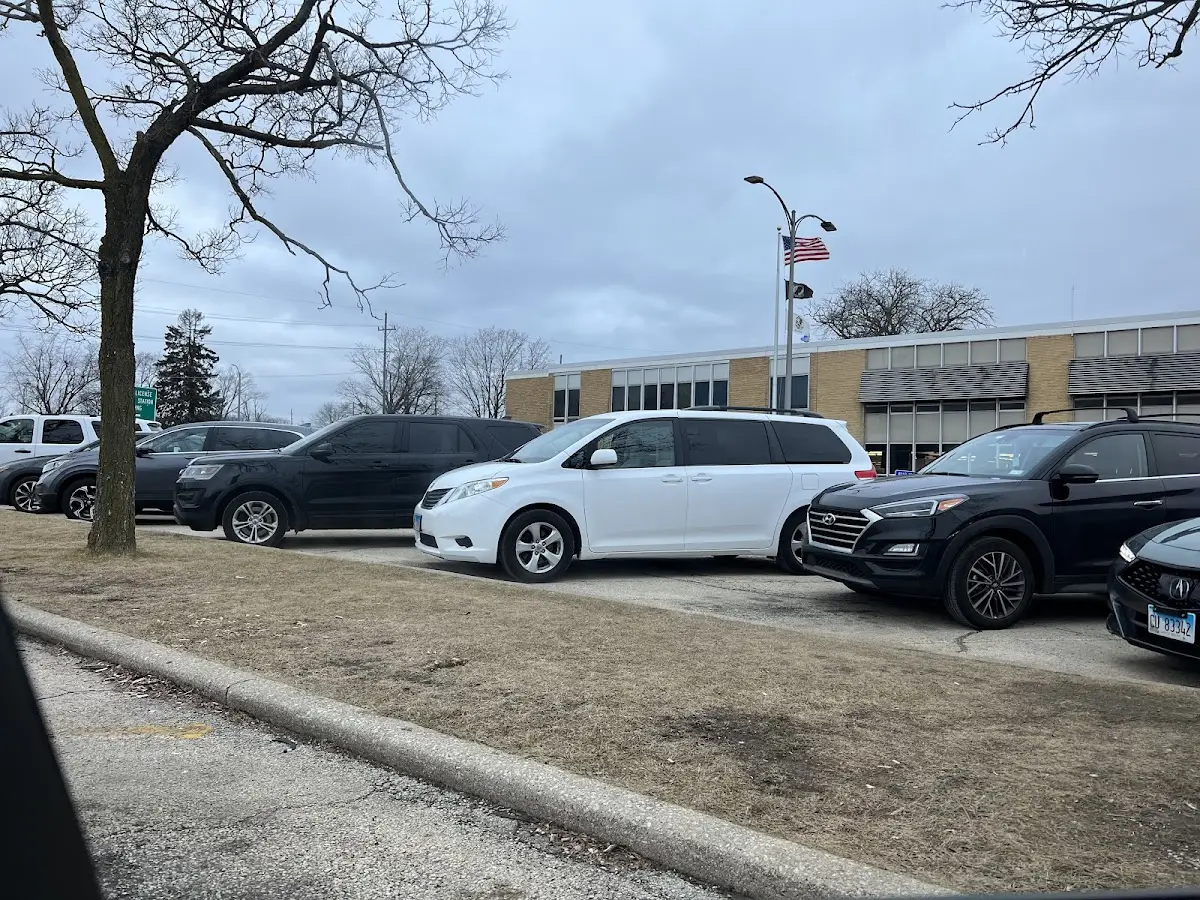 Foto del servicio de asistencia State of Illinois-Secretary of State Drivers License Facility