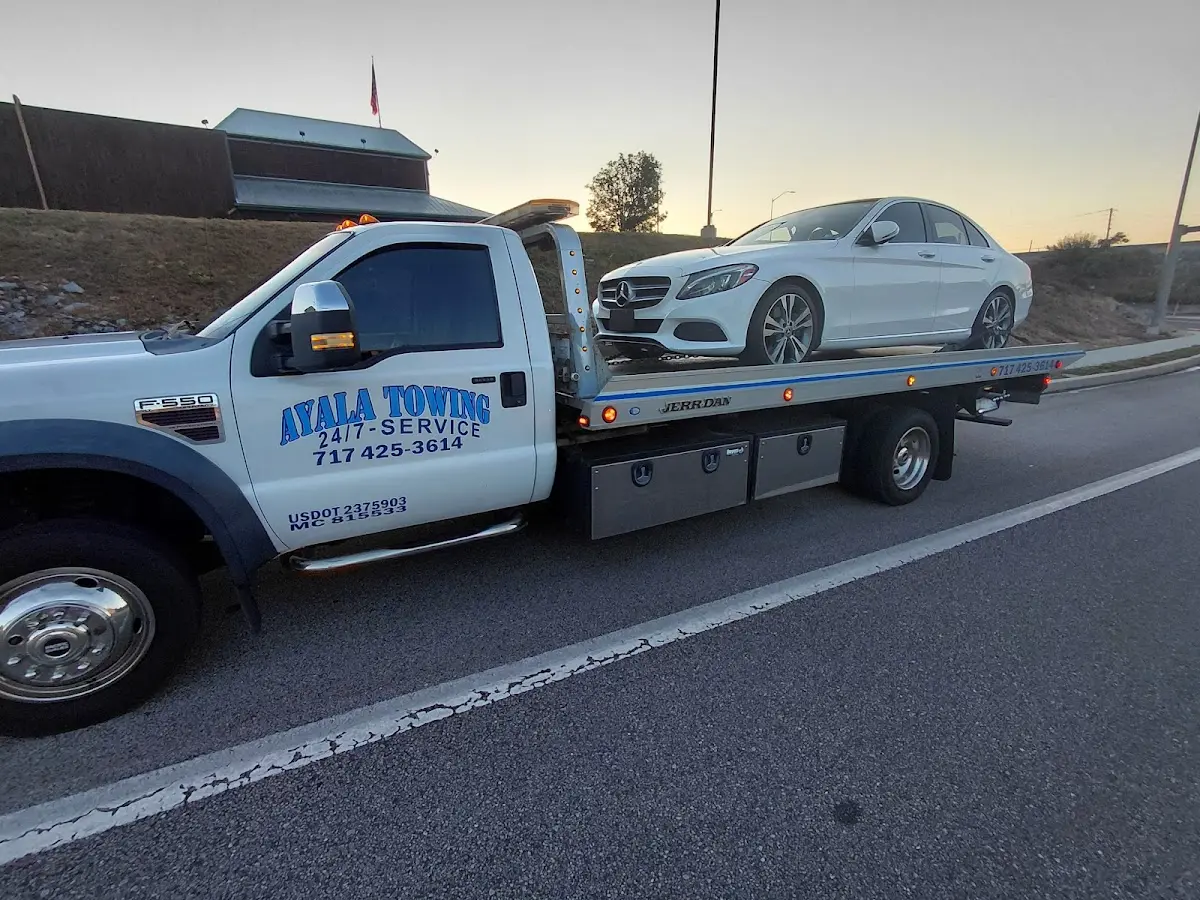 Foto del servicio de asistencia Ayala towing 24/7