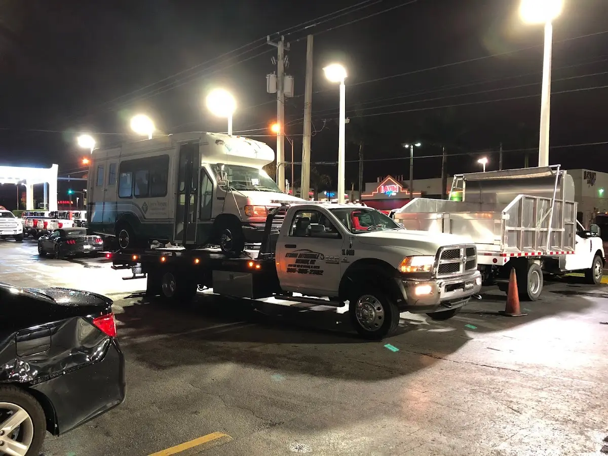 Foto del servicio de asistencia Strong Auto,Servicio de Grua