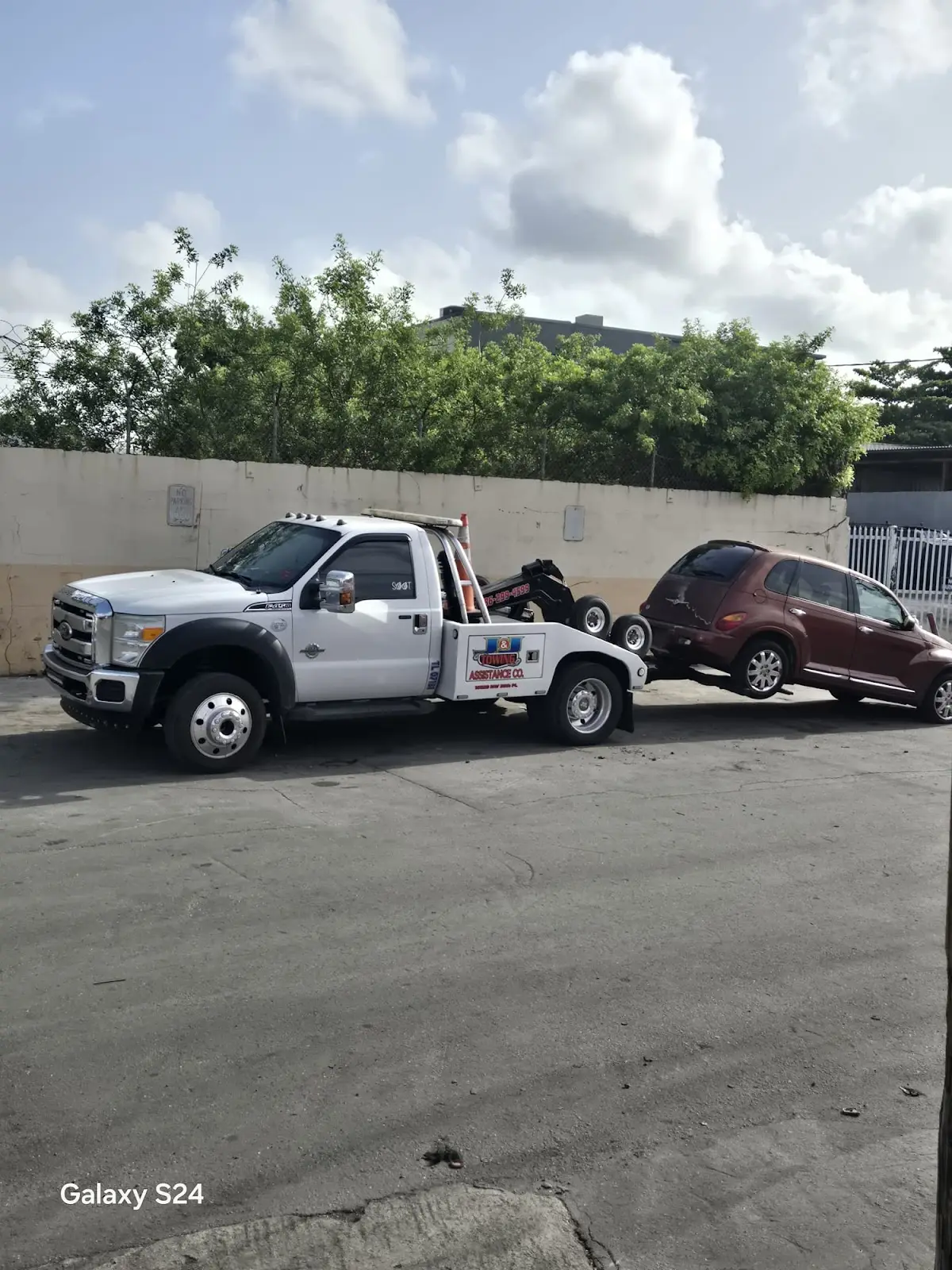 Foto del servicio de asistencia J & J Towing