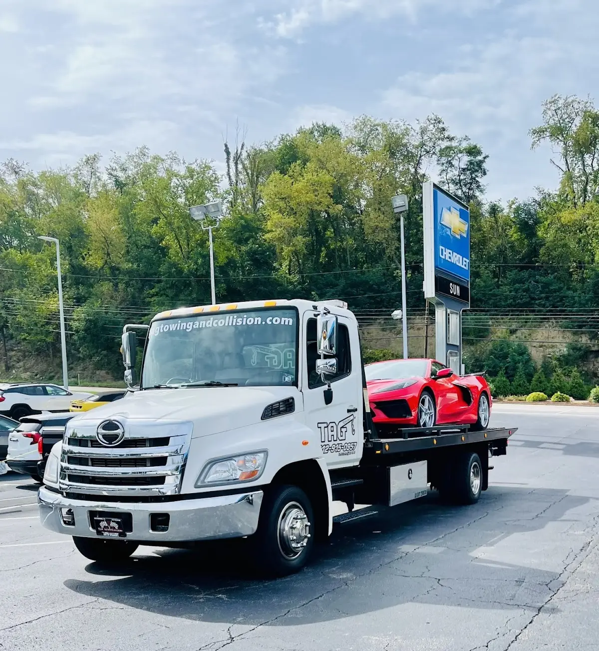 Foto del servicio de asistencia Tag Towing & Collision