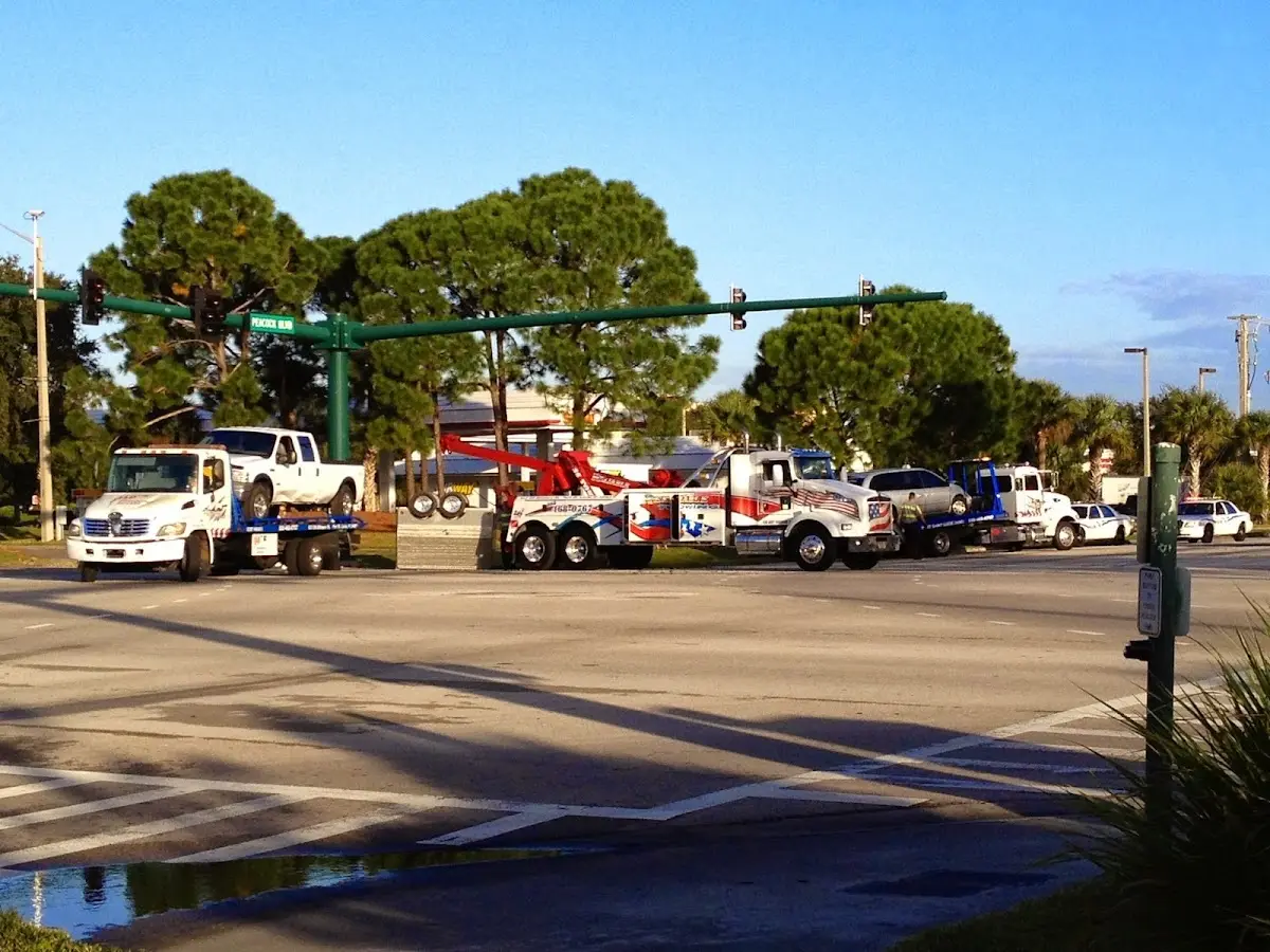 Foto del servicio de asistencia All Hooked Up Towing