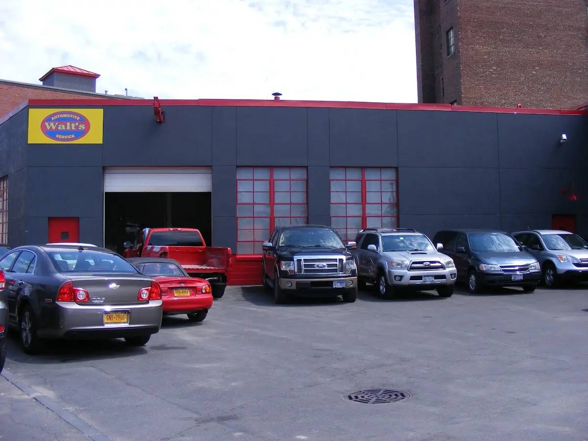 Foto del servicio de asistencia Walts Automotive Service