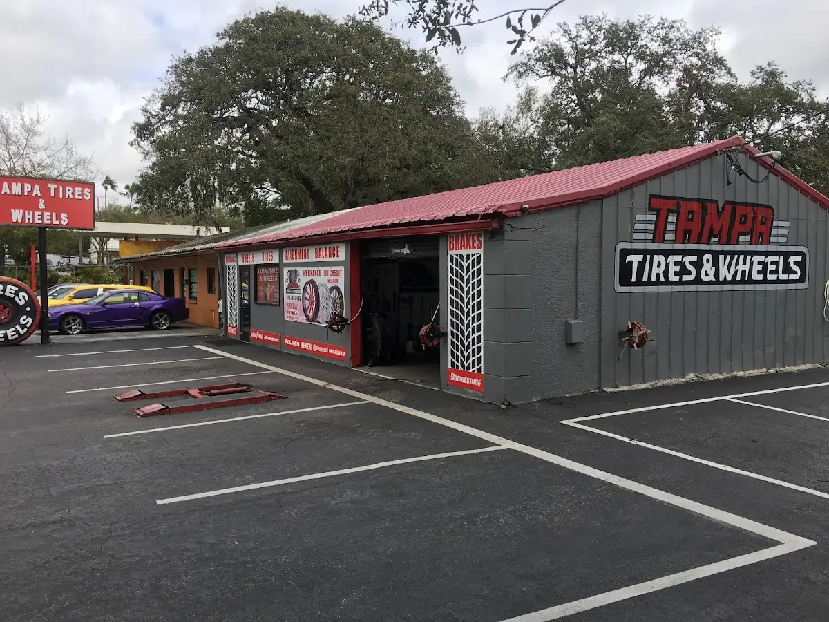 Foto del servicio de asistencia Tampa Tires and Wheels & Roadside Assistance.