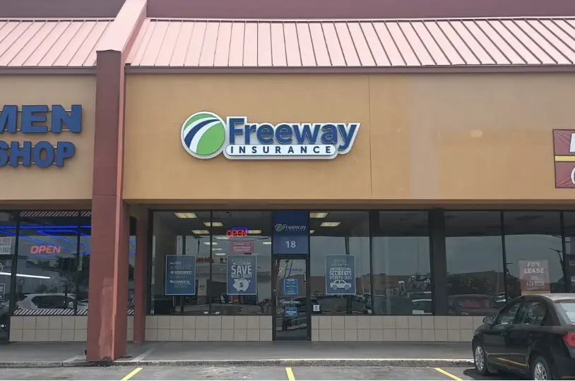 Logo de la compañía de seguros Freeway Insurance