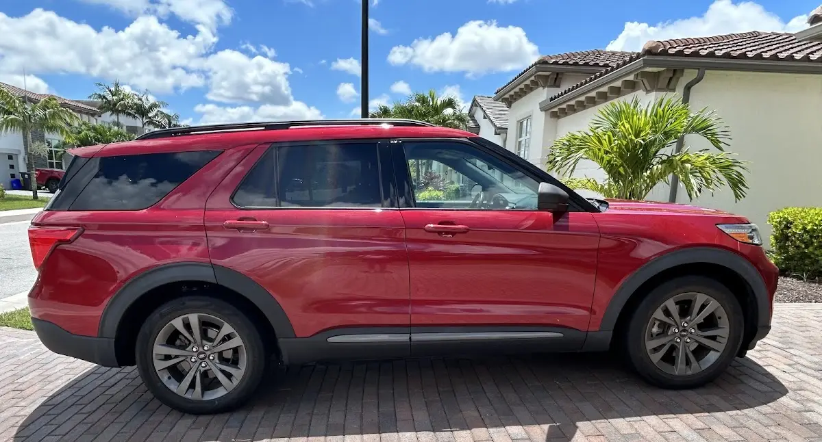 Logo de la compañía de seguros Univista Insurance