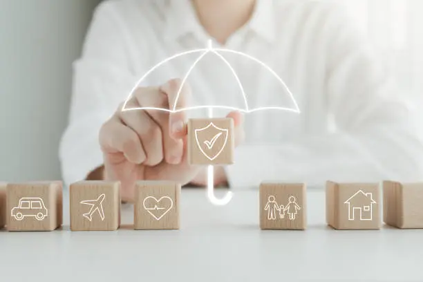 Logo de la compañía de seguros Lead Insurance PA