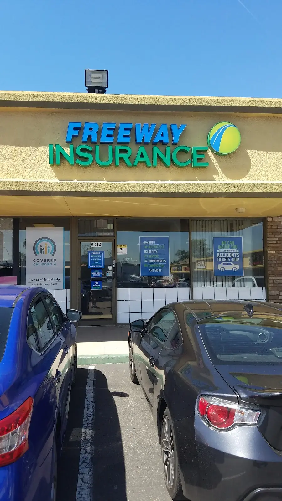 Logo de la compañía de seguros Freeway Insurance