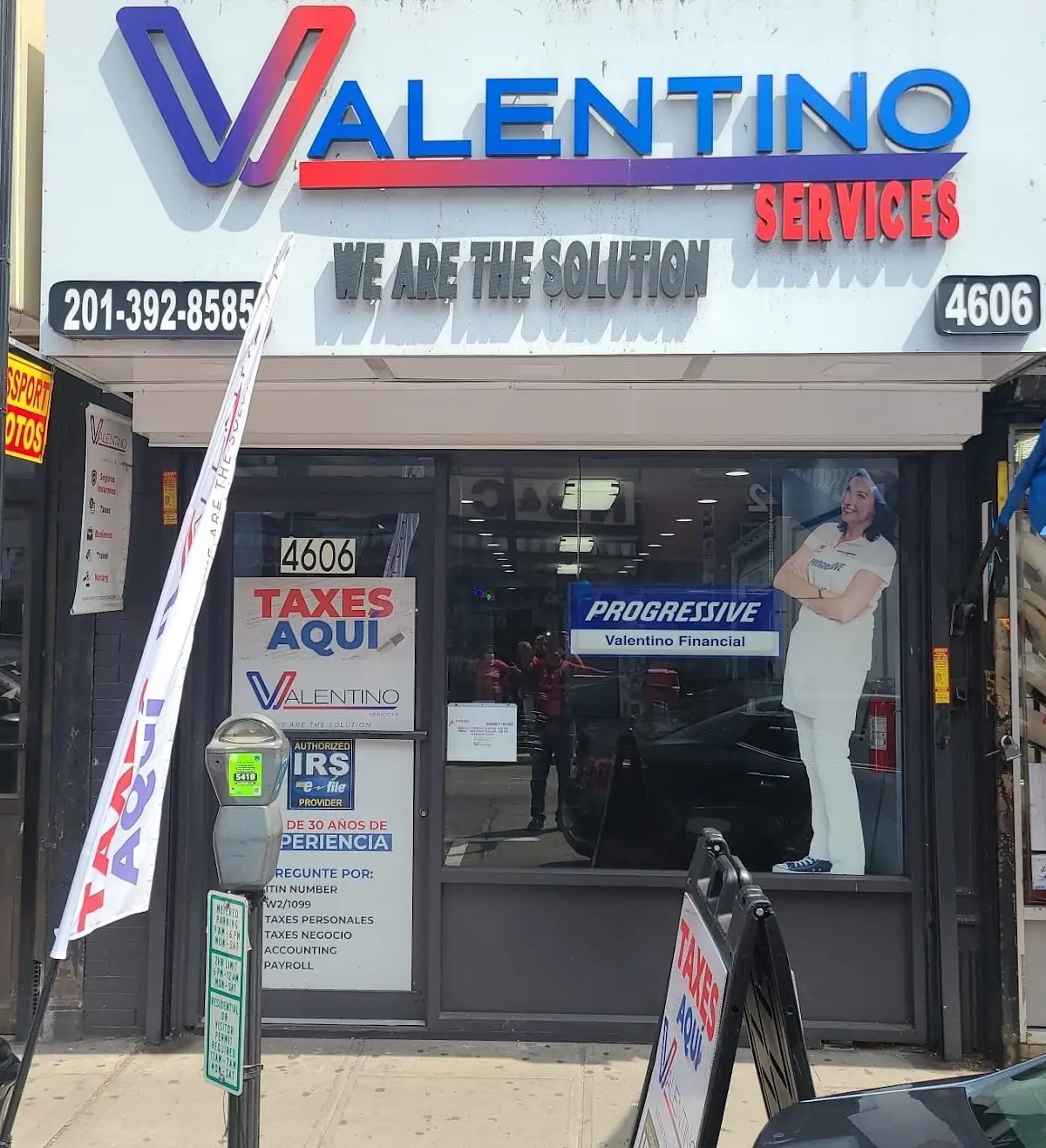 Logo de la compañía de seguros Valentino Services