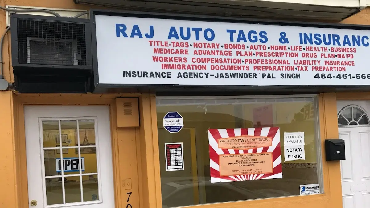 Logo de la compañía de seguros Raj Insurance Agency & Auto Tags