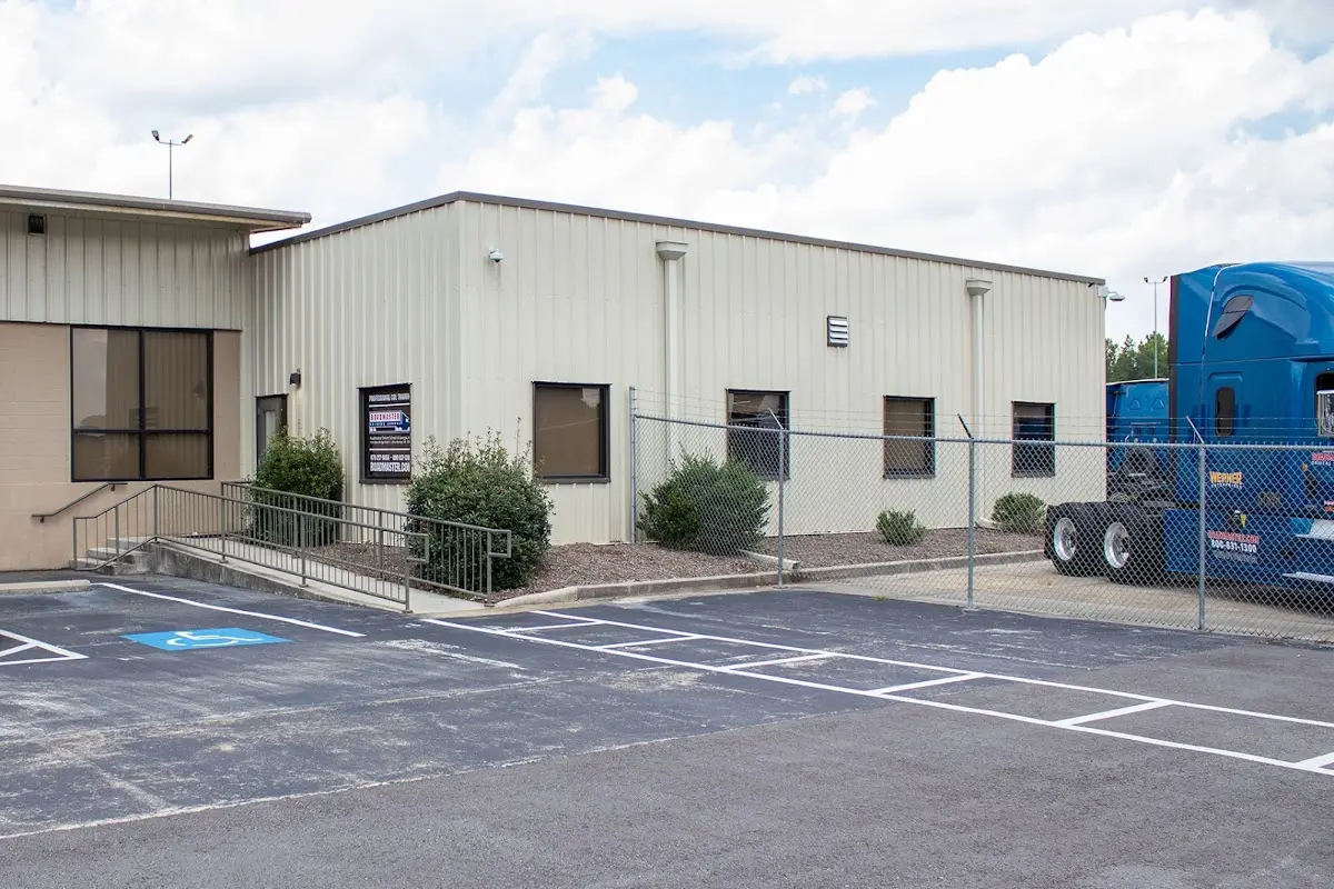 Foto de la escuela de manejo Roadmaster Drivers School of Atlanta