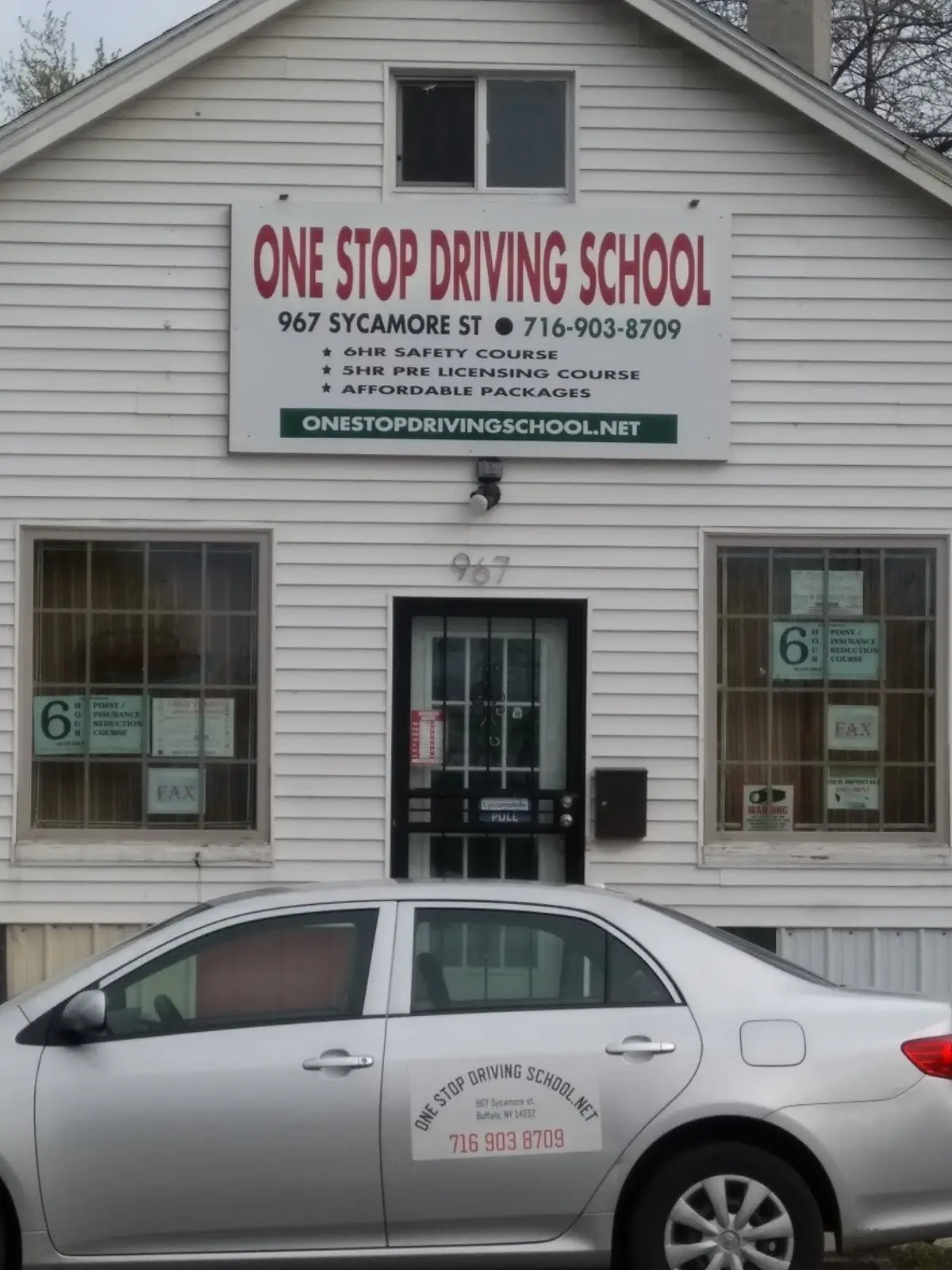 Foto de la escuela de manejo ONE STOP DRIVING SCHOOL.