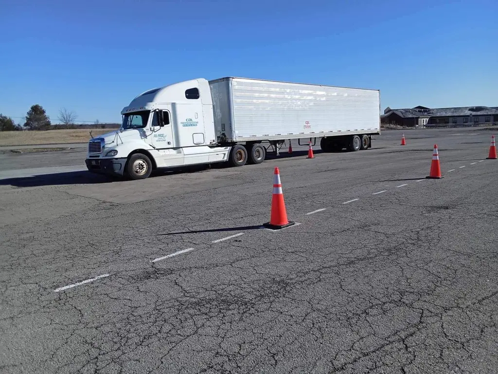 Foto de la escuela de manejo PA PRIDE, LLC.- Third Party Contracted CDL Training and Testing