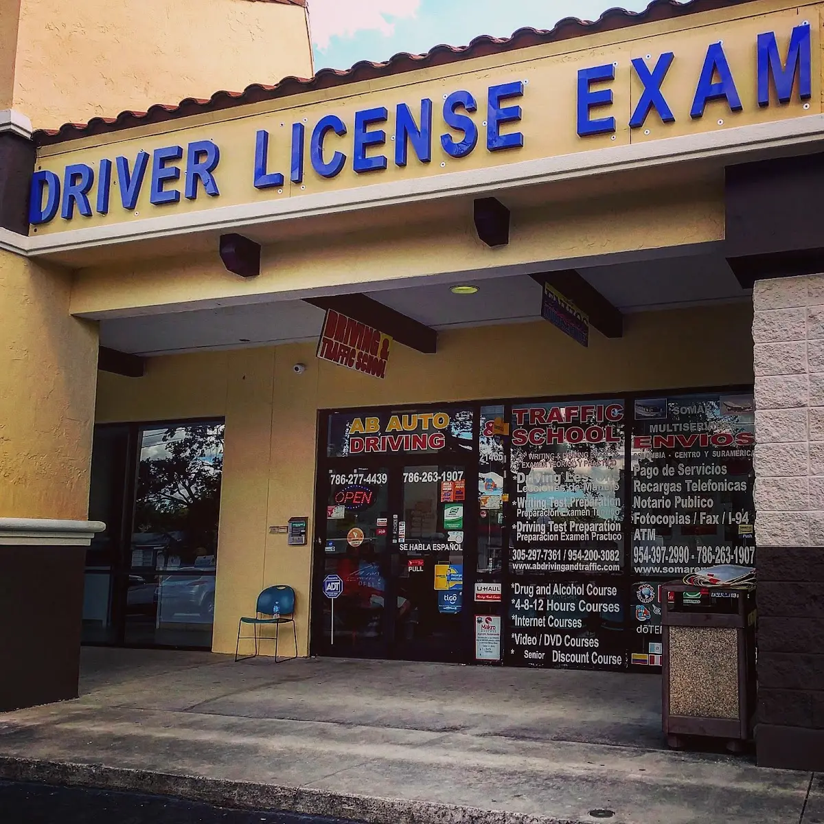 Foto de la escuela de manejo AB AUTO DRIVING AND TRAFFIC SCHOOL