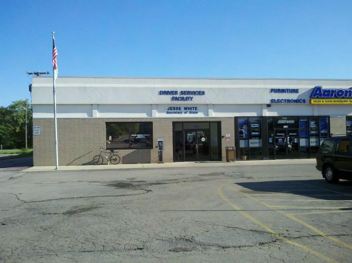 Foto de la escuela de manejo Secretary of State Driver Services