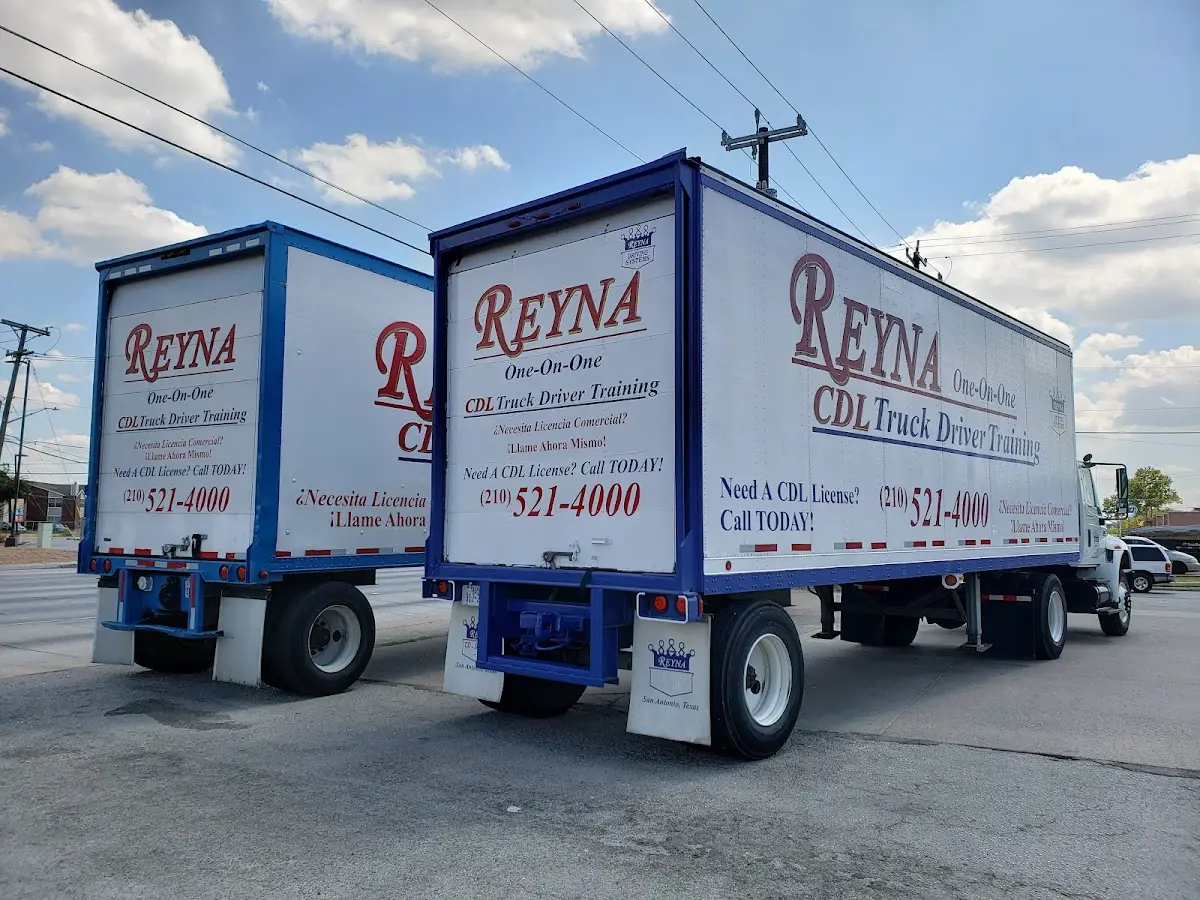 Foto de la escuela de manejo REYNA One-On-One CDL Truck Driver Training