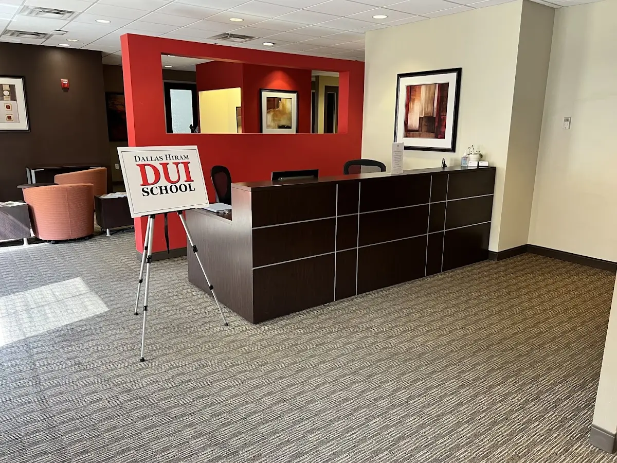 Foto de la escuela de manejo Dallas Hiram DUI School Enrollment Center