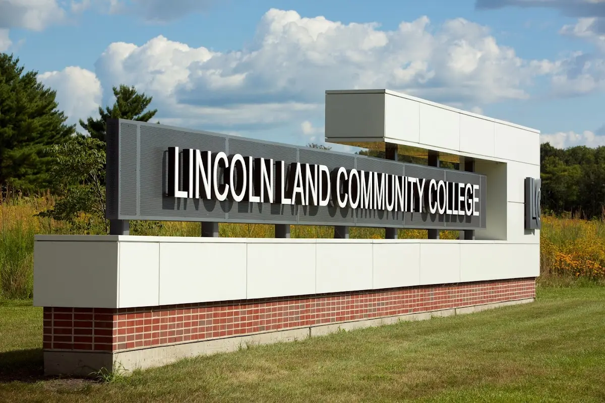 Foto de la escuela de manejo Lincoln Land Community College