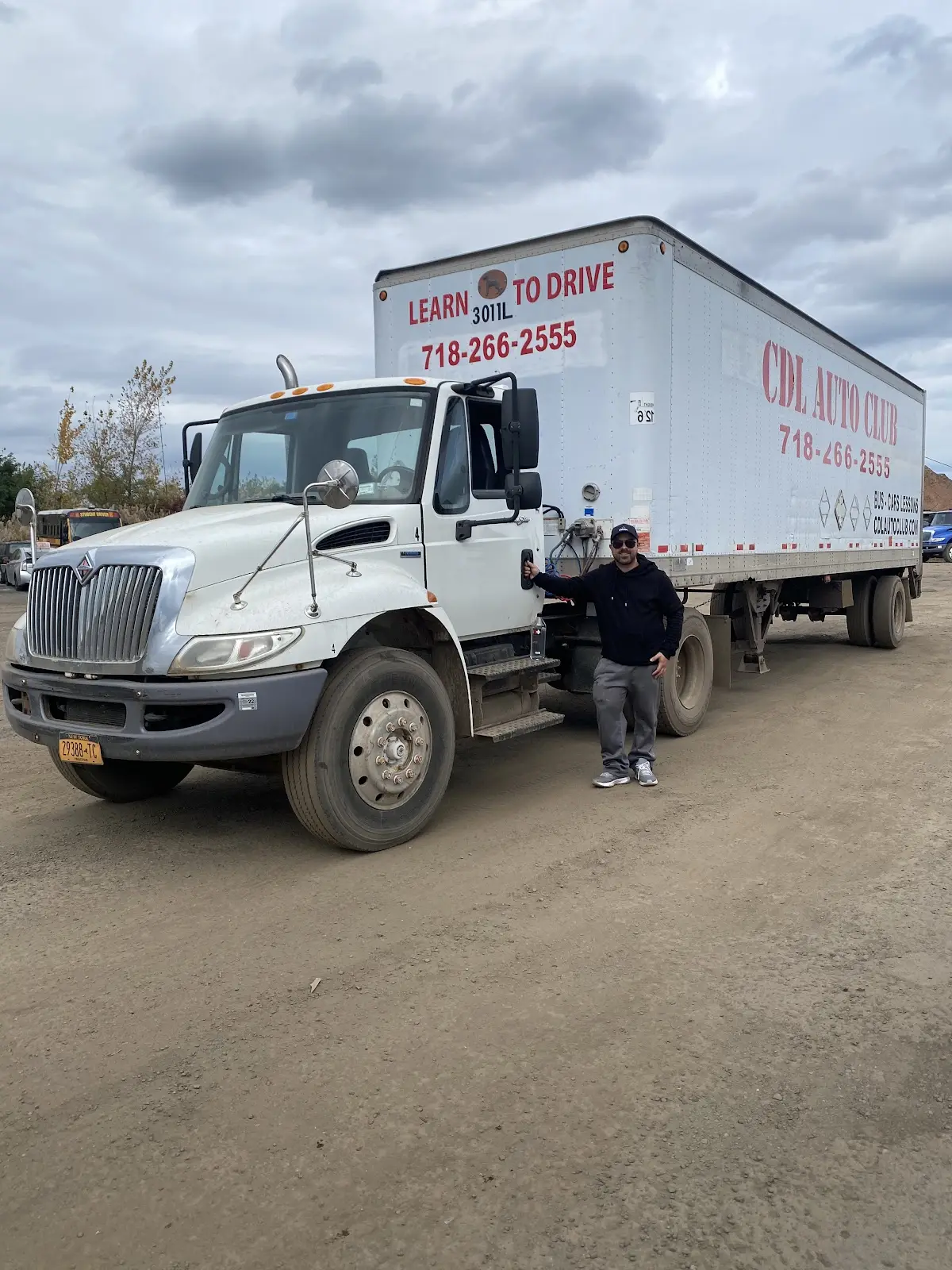Foto de la escuela de manejo CDL Auto Club