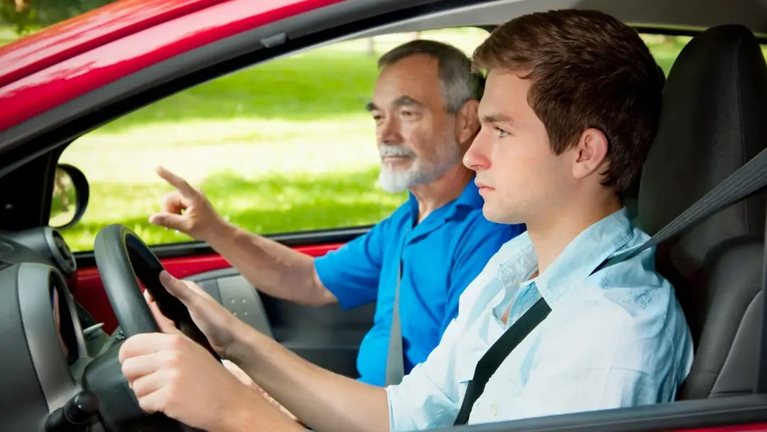 Foto de la escuela de manejo ABLE 2 Driving School, Inc.