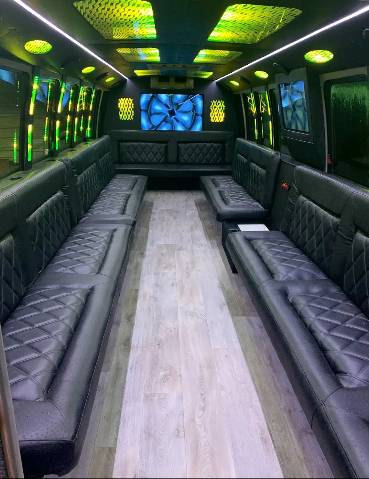 Imagen de Jax Party Bus & Limousine